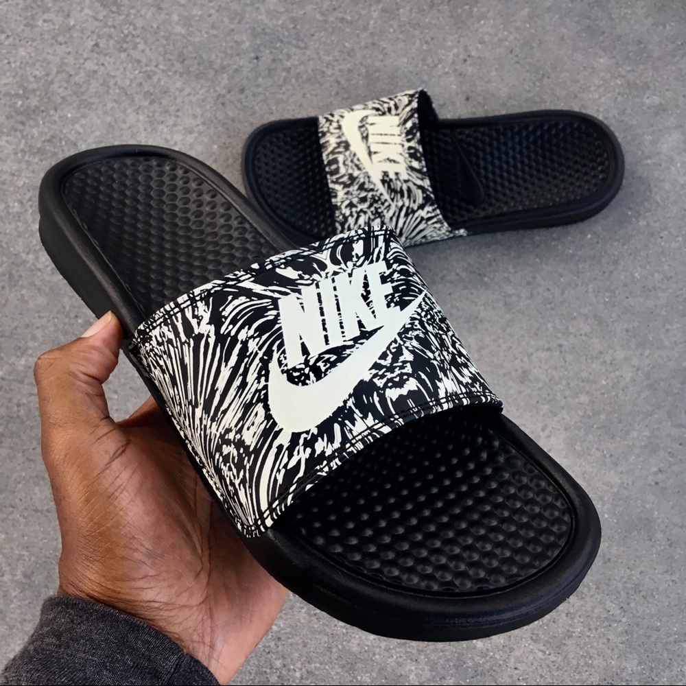 NIKE BENASSI SLIDES JUST DO IT WHITE BLACK